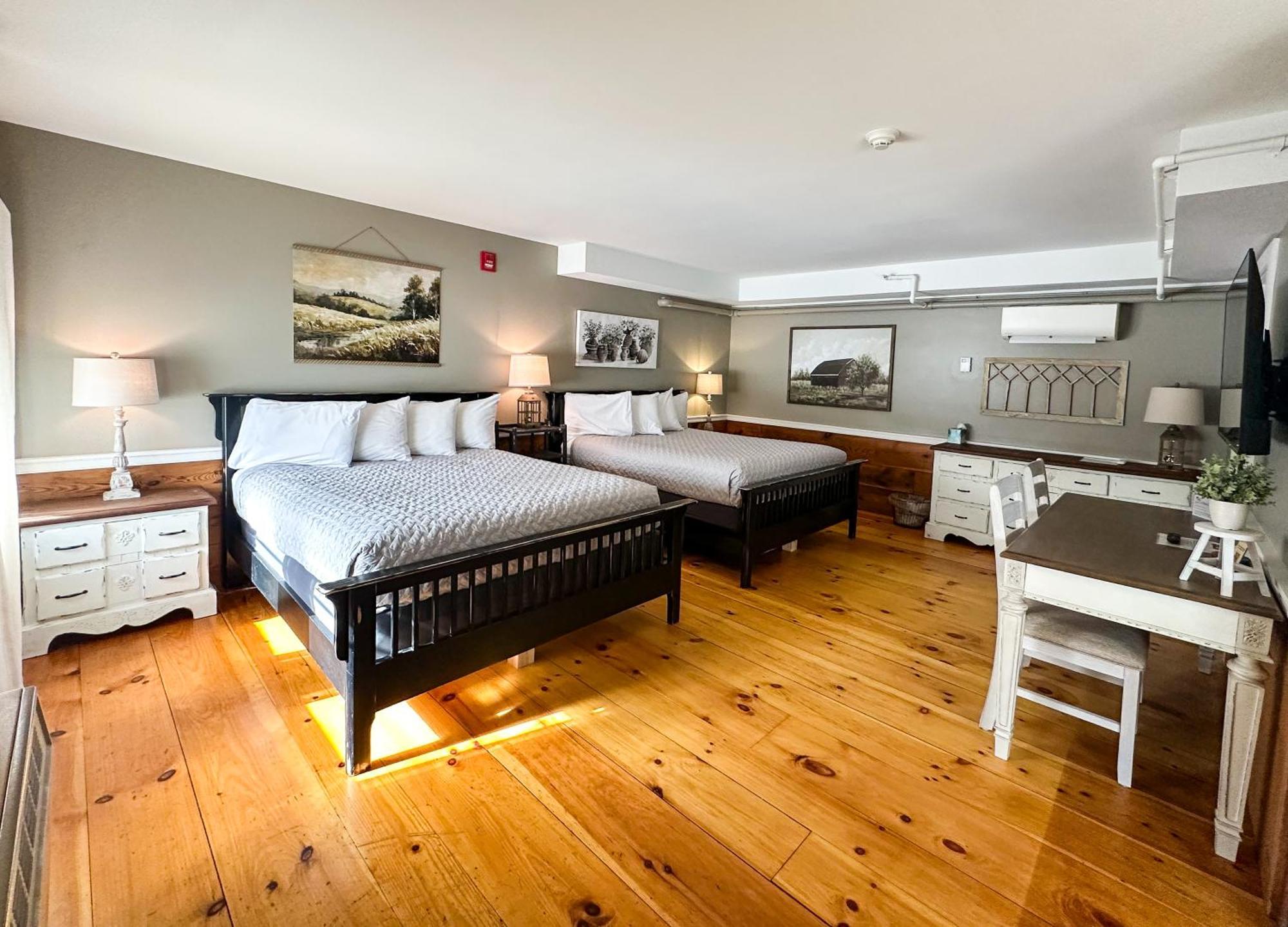 The Black Walnut Inn อัมเฮิร์สต์ ภายนอก รูปภาพ