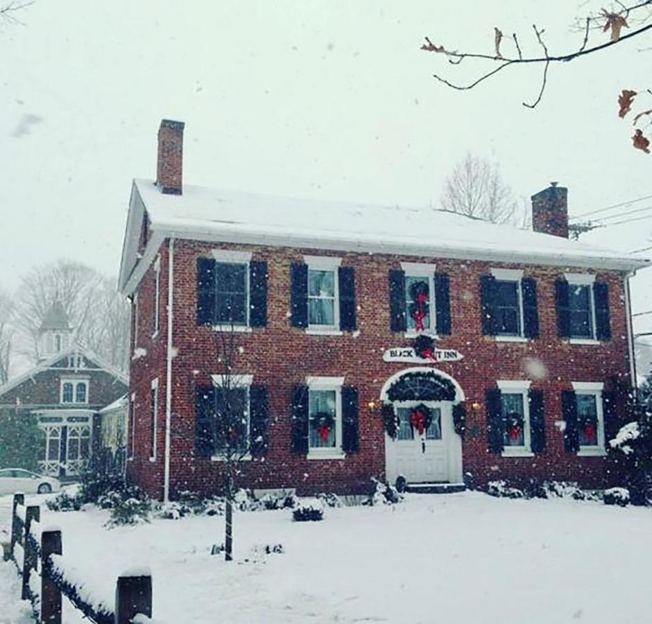 The Black Walnut Inn อัมเฮิร์สต์ ภายนอก รูปภาพ